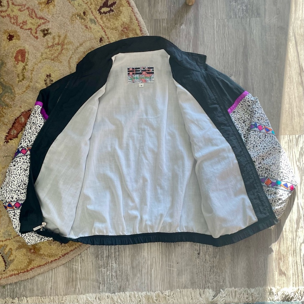 SOLD Vintage 1990s HEAD Abstract Cotton Lined Nylon Windbreaker Jacket Size M - Picture 9 of 14